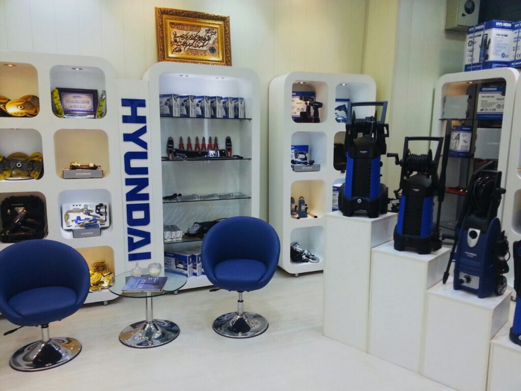 تابلوهای استند